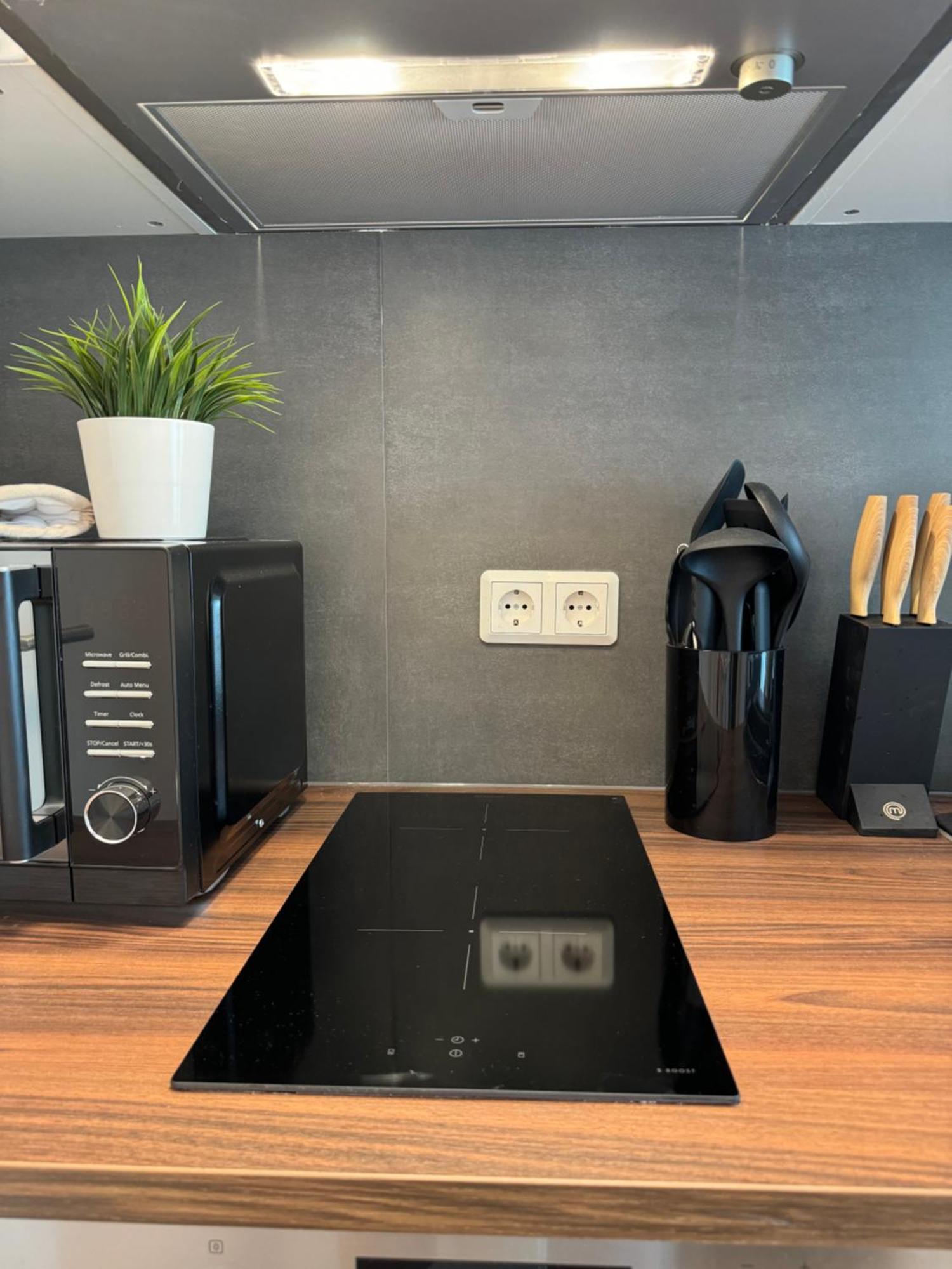 Moderne Ferienwohnung Mit Terrasse Wurzburg Luaran gambar