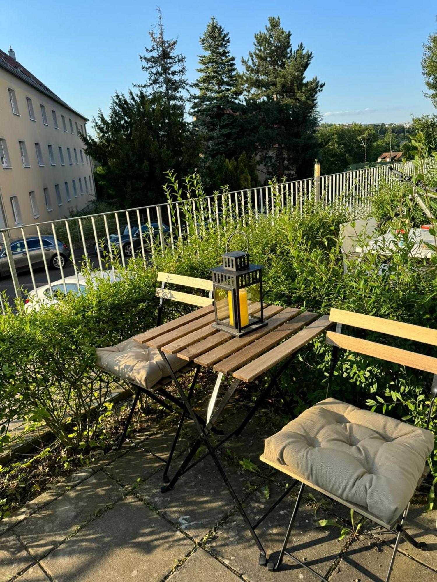 Moderne Ferienwohnung Mit Terrasse Wurzburg Luaran gambar